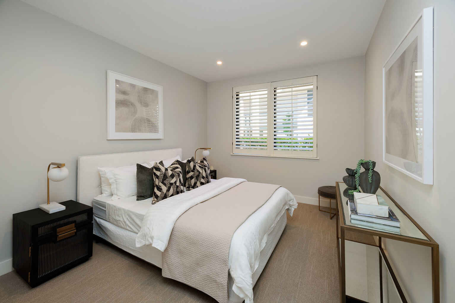 10/10 Lincoln Crescent Woolloomooloo