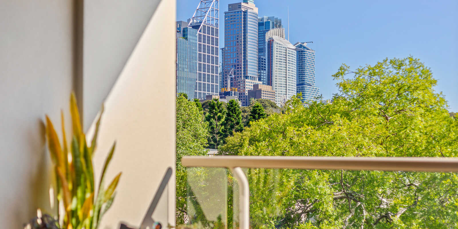 310/63 Crown Street Woolloomooloo 310/63 Crown Street Woolloomooloo