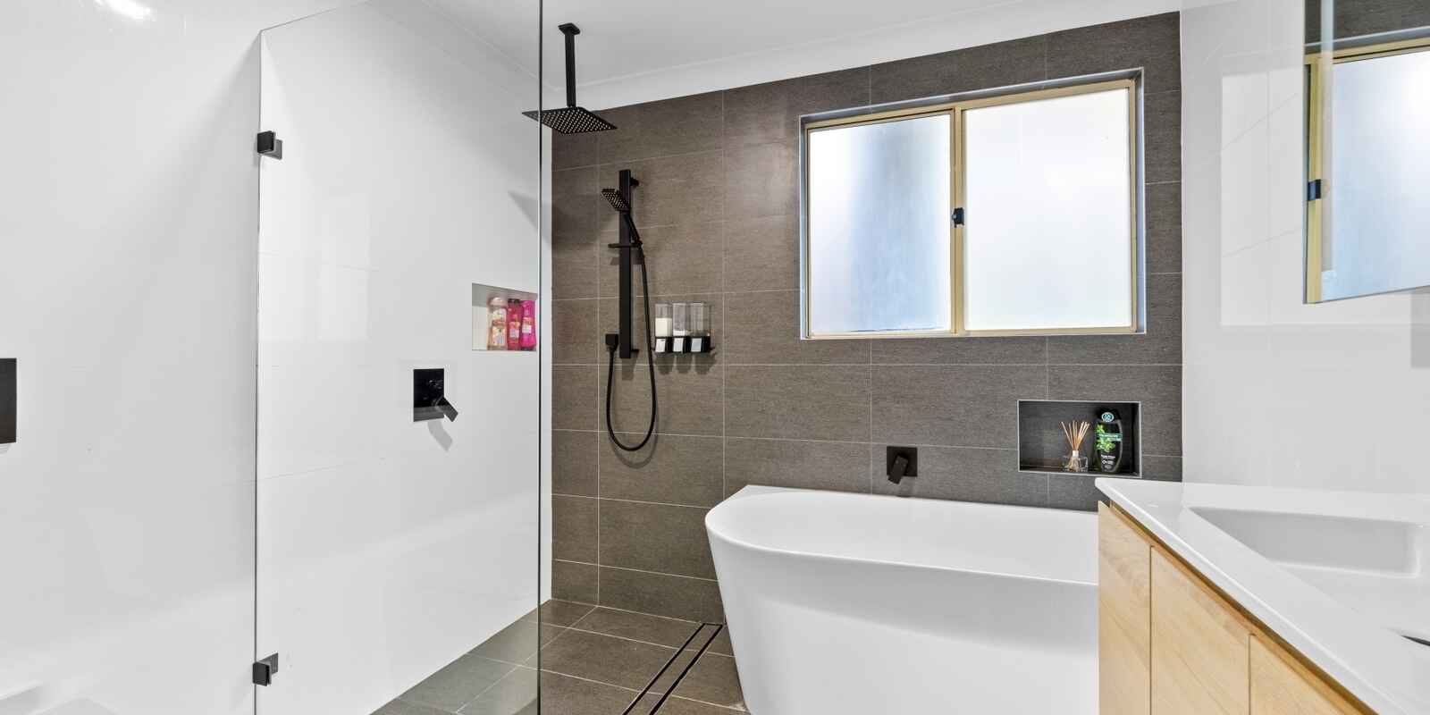 8 Timbertop Drive Umina Beach 8 Timbertop Drive Umina Beach