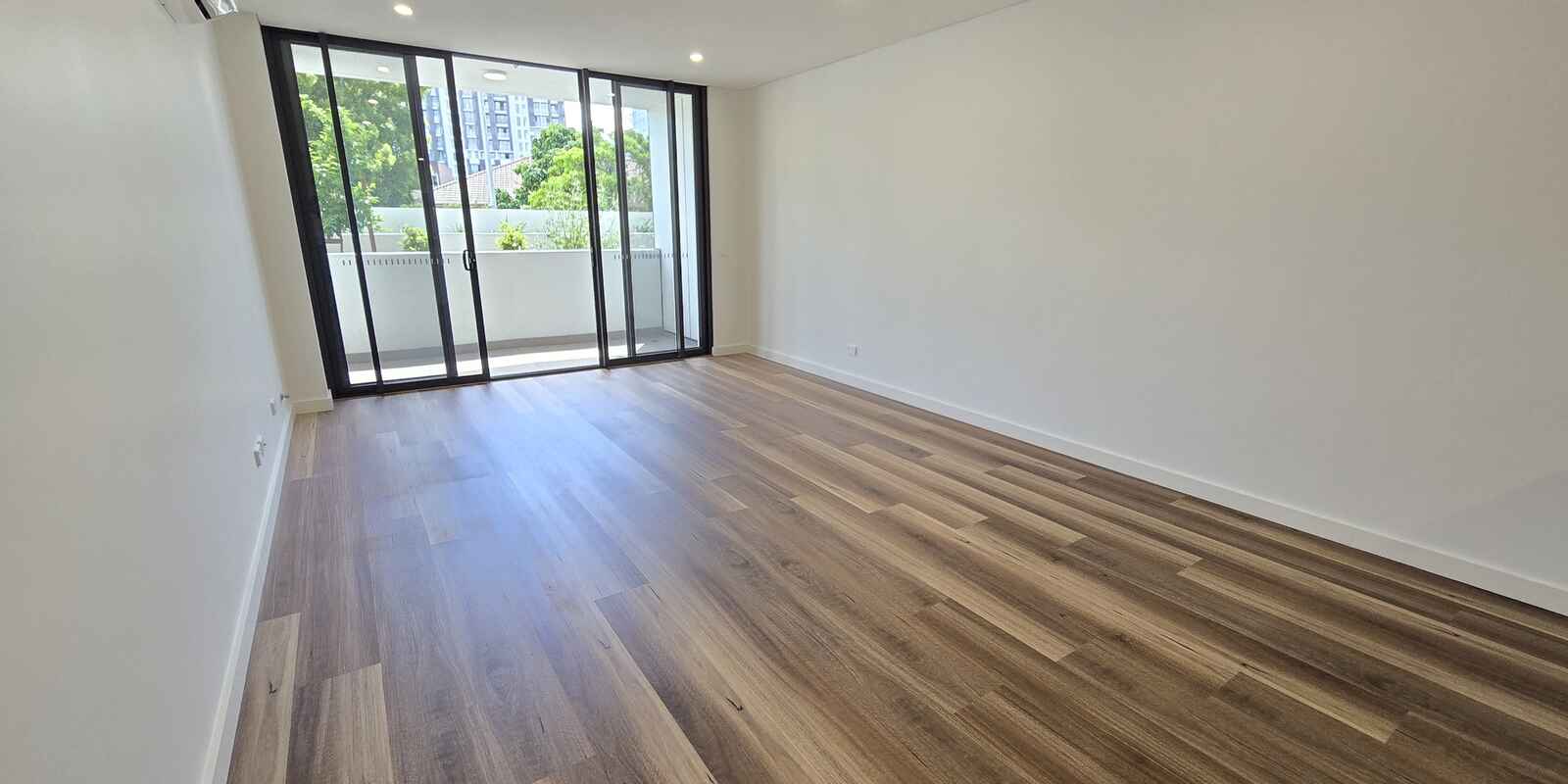 Level 1/B105/6 The Crescent Fairfield