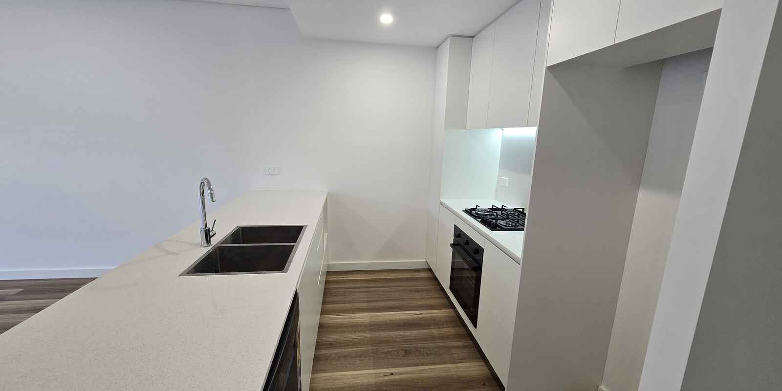 Level 1/B105/6 The Crescent Fairfield