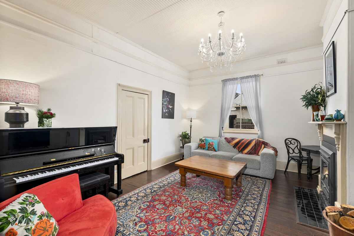 83 George Street Marulan