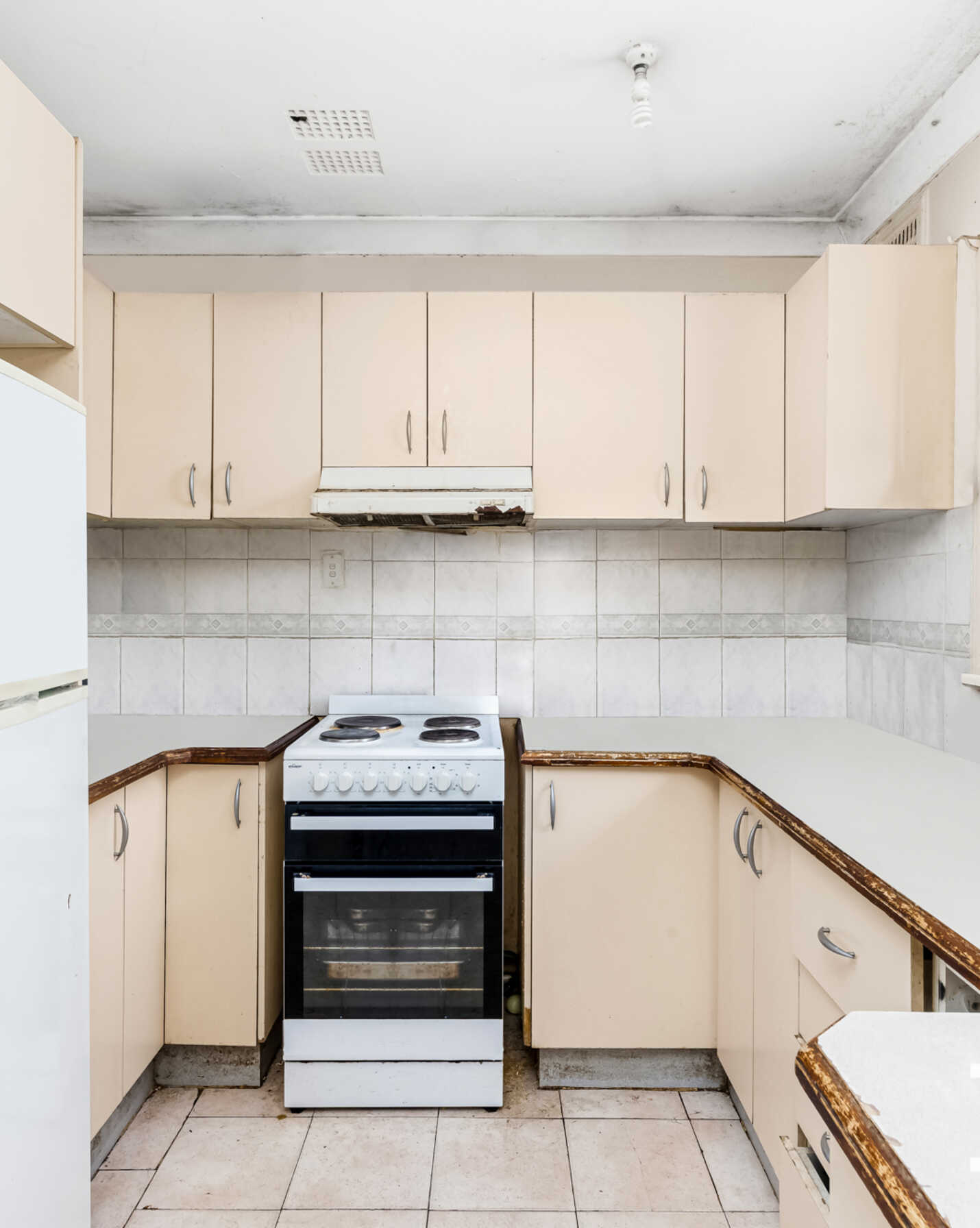 28 Leyte Avenue Lethbridge Park, Park - Thumbnail 2