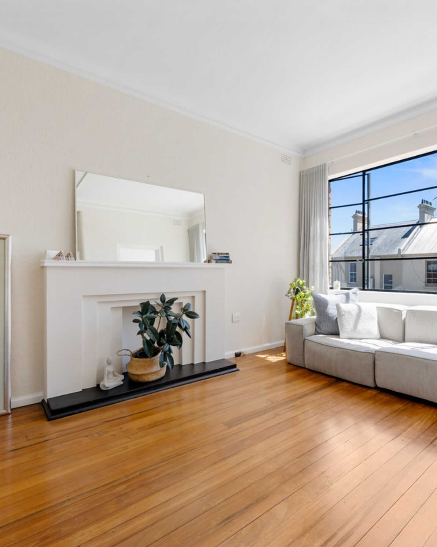 18/10C Challis Avenue Potts Point, Point - Thumbnail 2