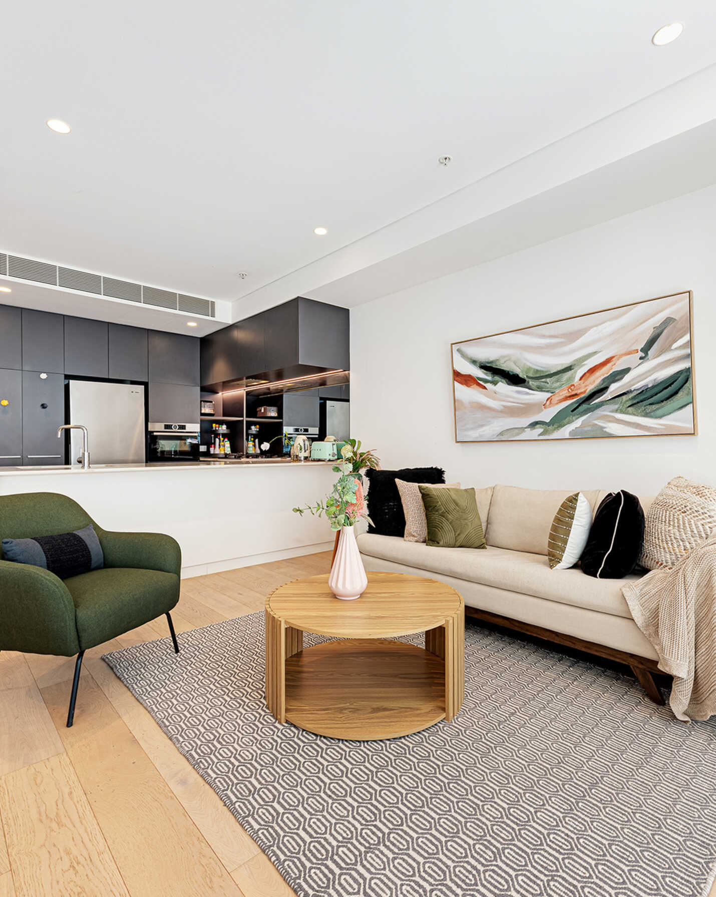 1401/221 Miller Street North Sydney, Sydney - Thumbnail 2