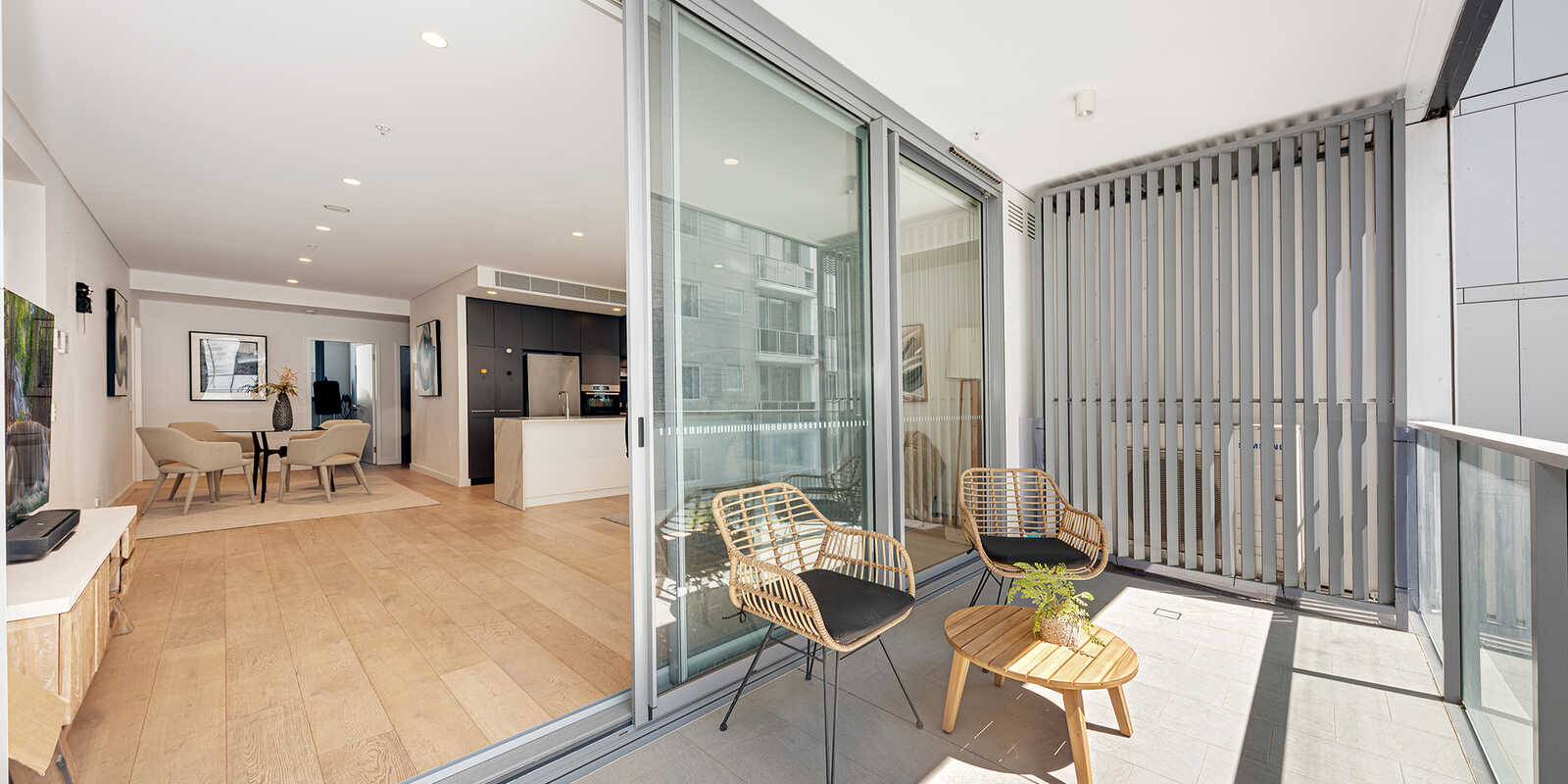 1401/221 Miller Street North Sydney 1401/221 Miller Street North Sydney