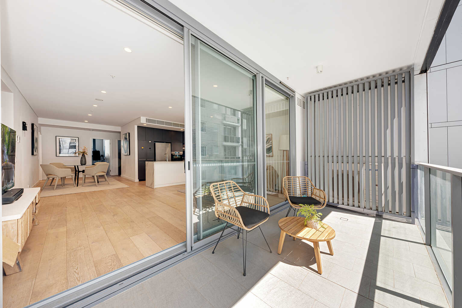 1401/221 Miller Street North Sydney 1401/221 Miller Street North Sydney