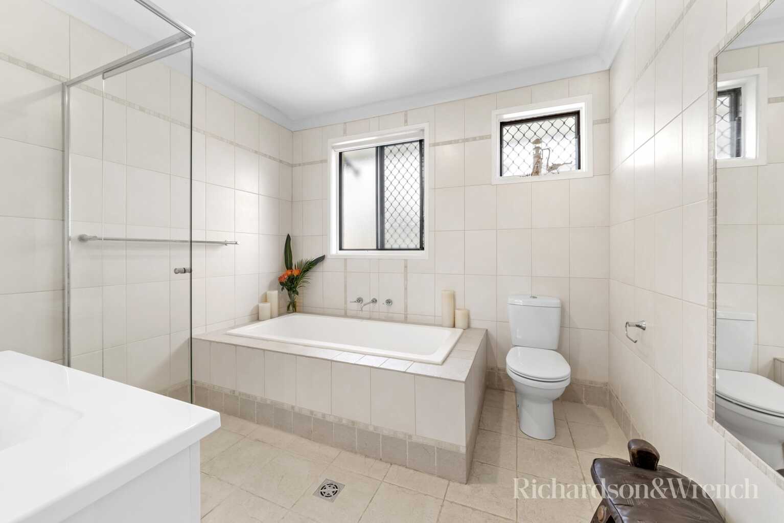 16 Jasmine Place Umina Beach 16 Jasmine Place Umina Beach