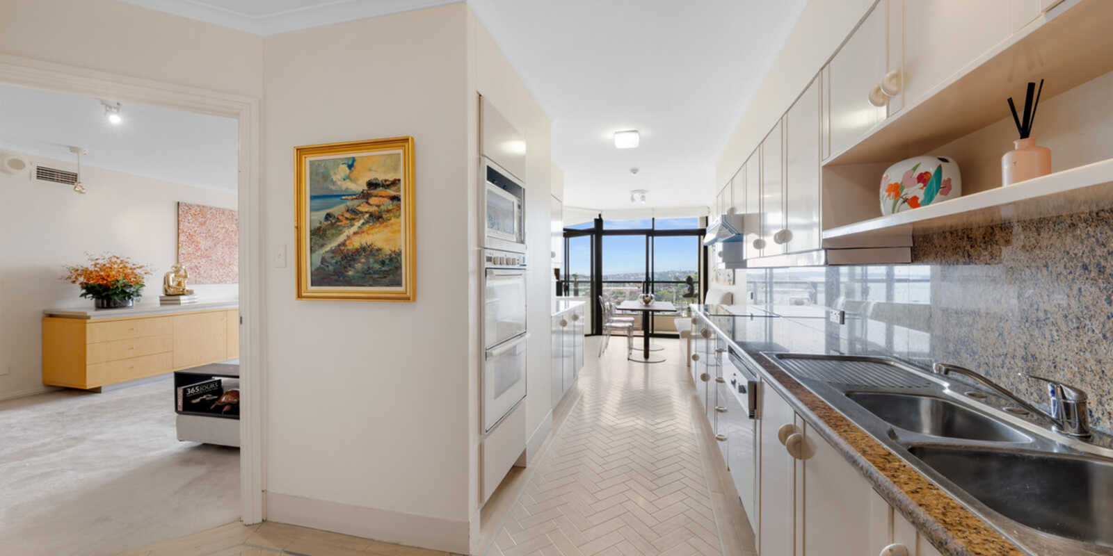 1803/180 Ocean Street Edgecliff 1803/180 Ocean Street Edgecliff