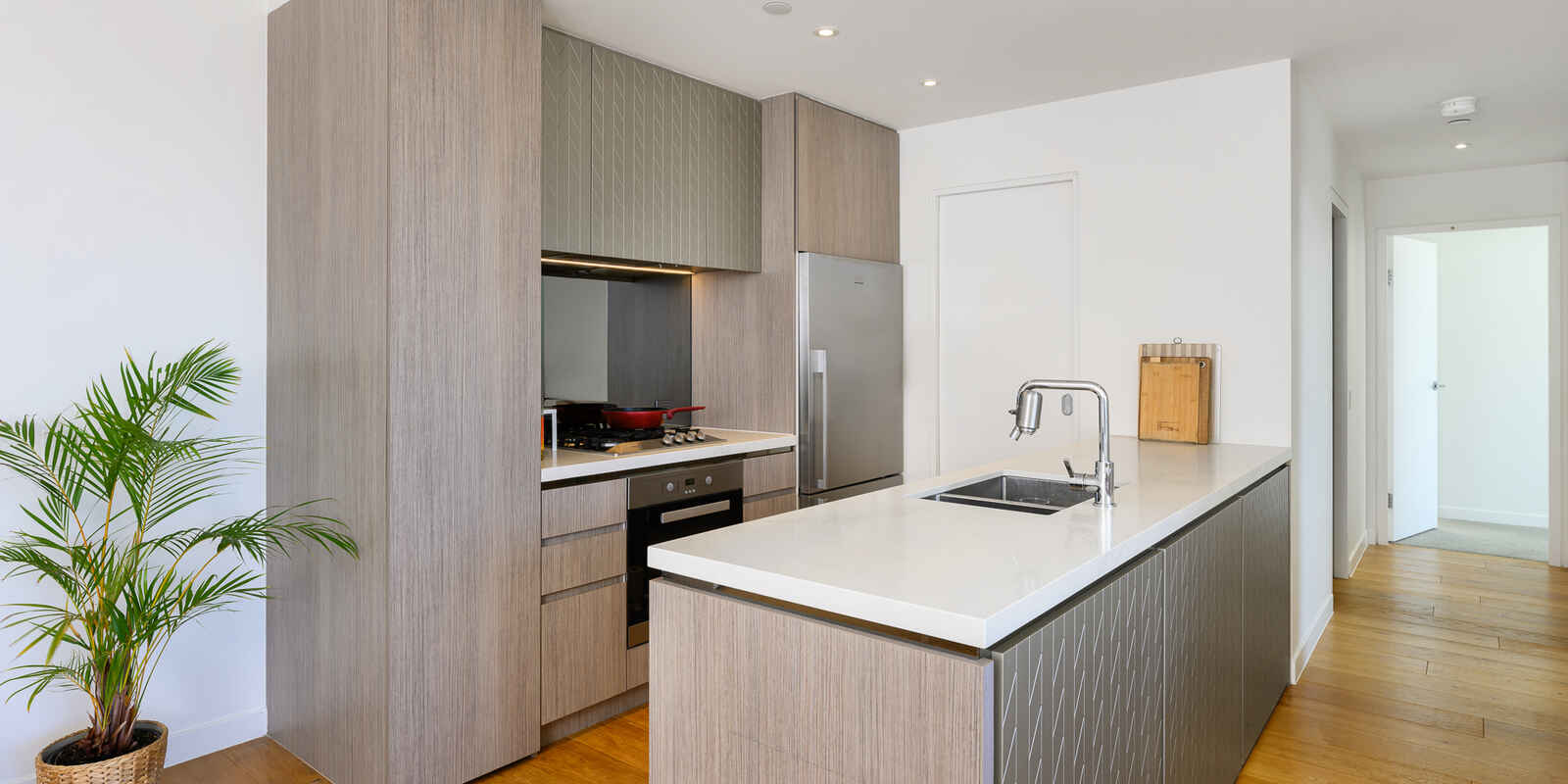 1601/225 Pacific Highway North Sydney 1601/225 Pacific Highway North Sydney