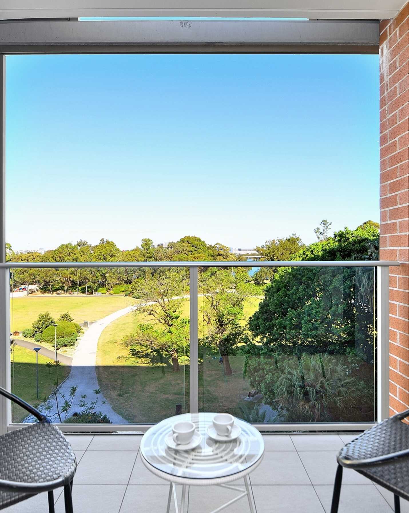 404/12 Brodie Spark Drive Wolli Creek, Creek - Thumbnail 3