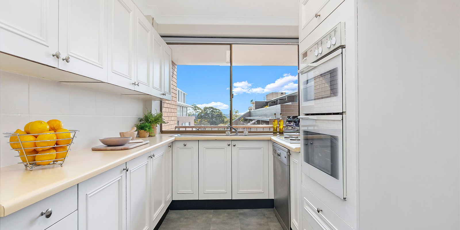 11/156 Military Road Neutral Bay 11/156 Military Road Neutral Bay