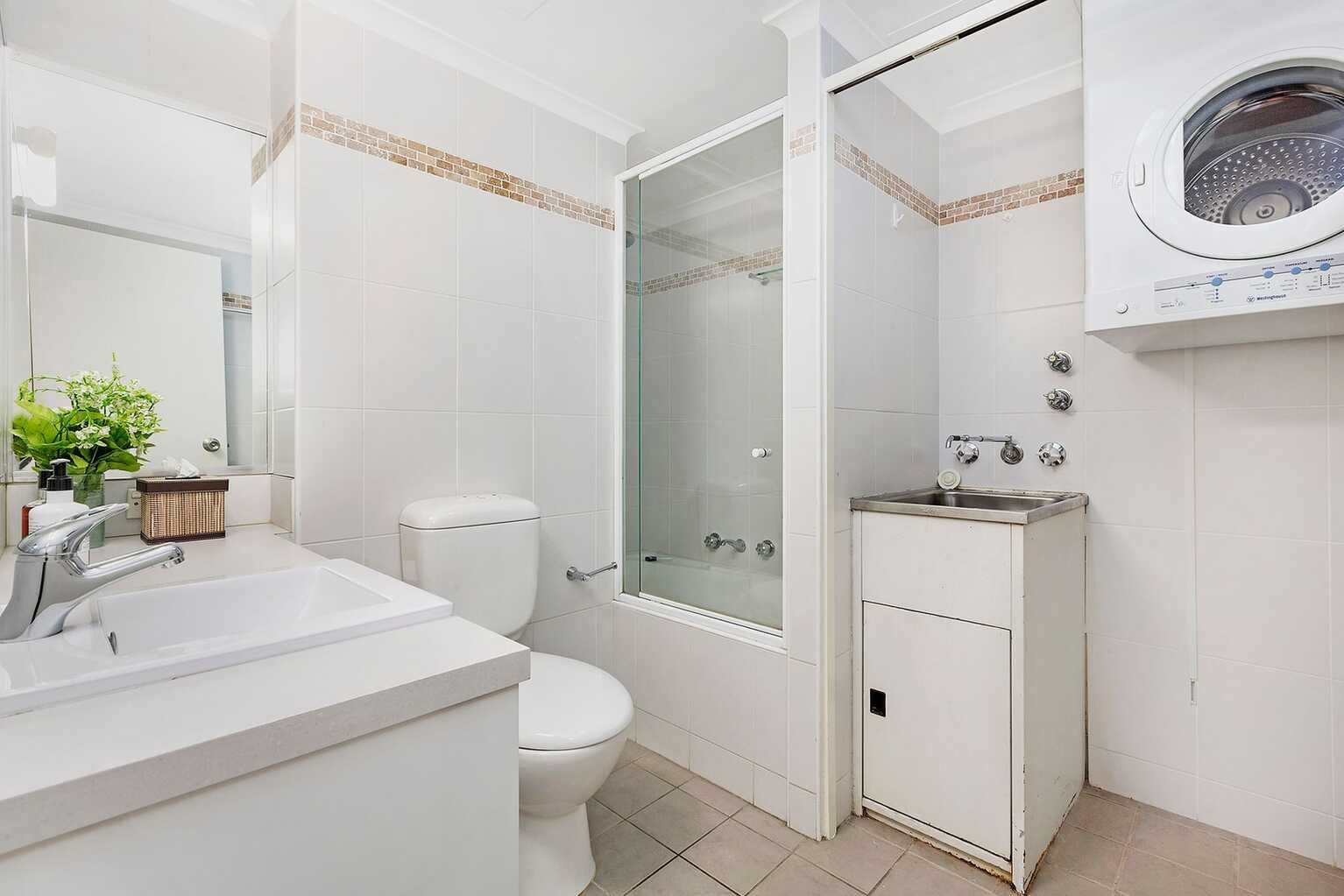 11/156 Military Road Neutral Bay 11/156 Military Road Neutral Bay