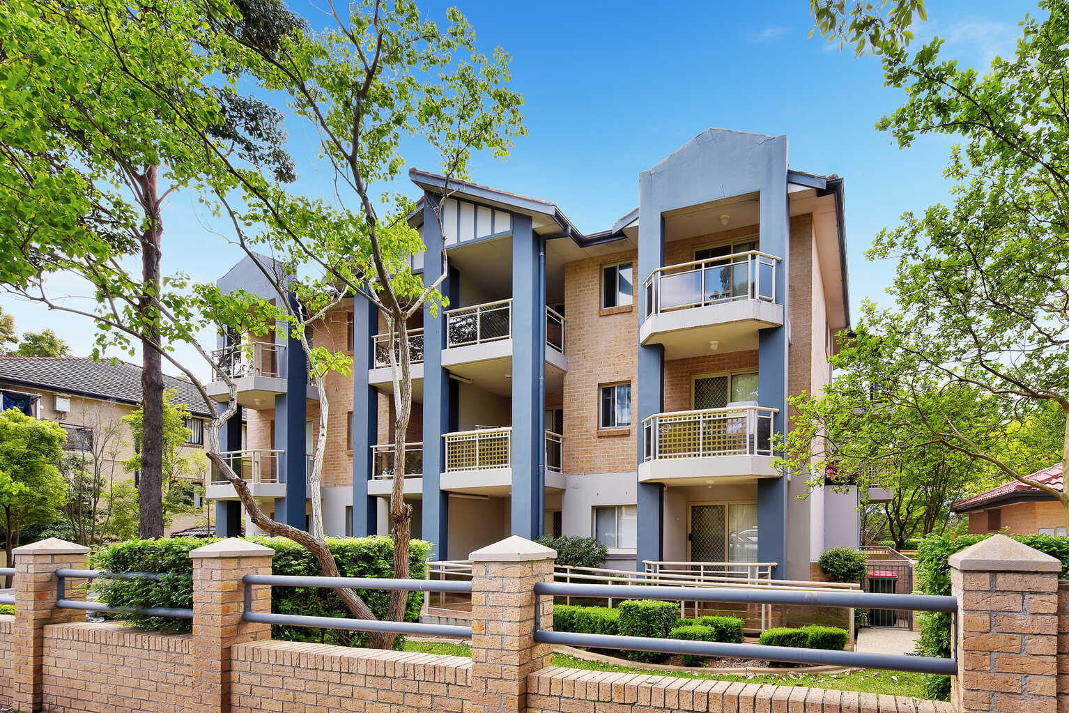 2/30 Memorial Avenue Merrylands