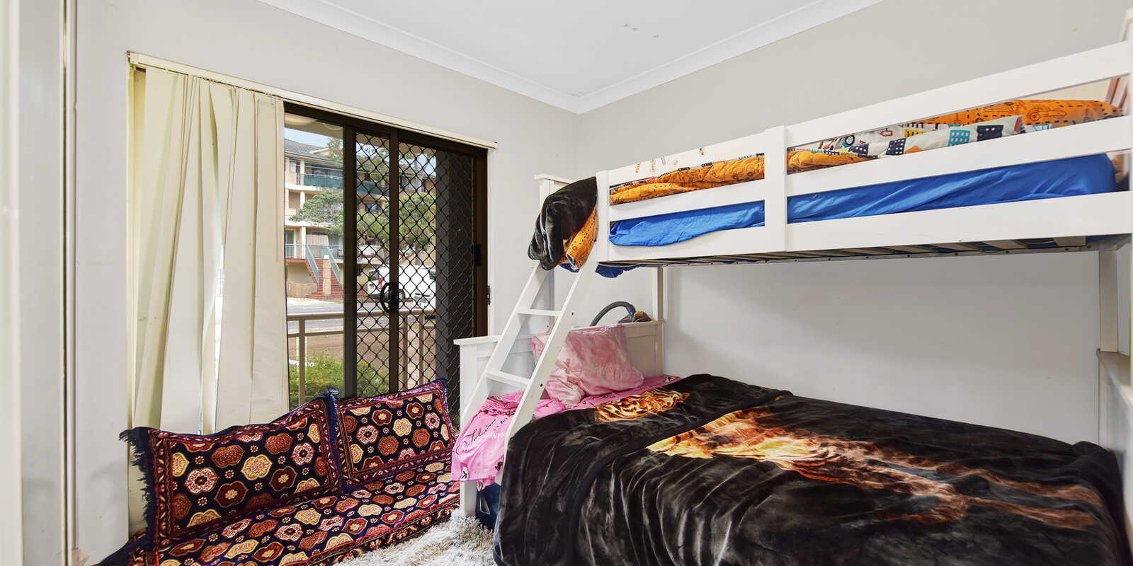 2/30 Memorial Avenue Merrylands