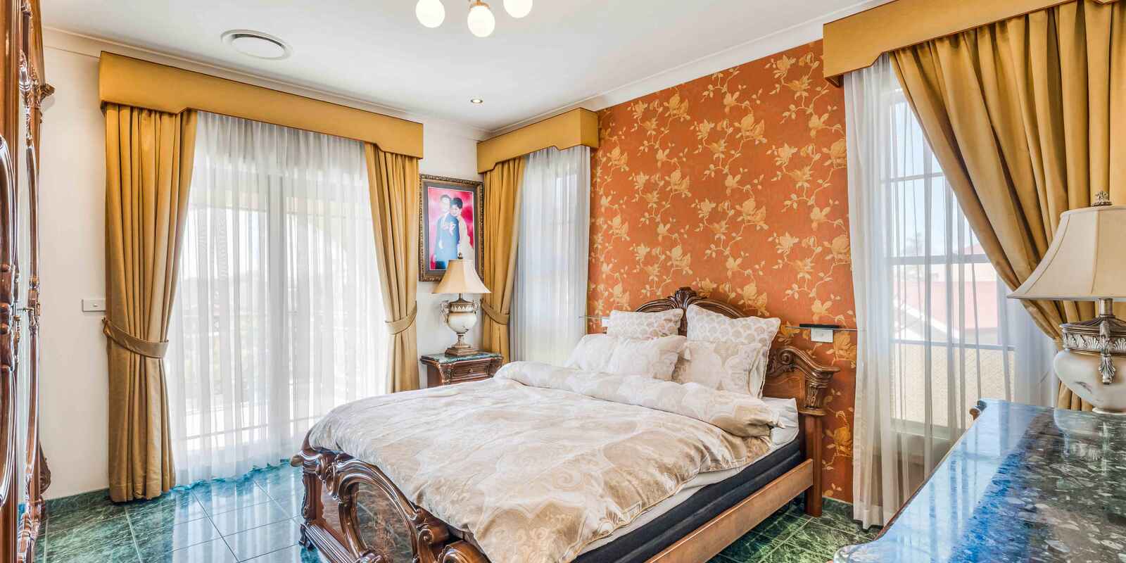 6 Gazi Close Bossley Park 6 Gazi Close Bossley Park