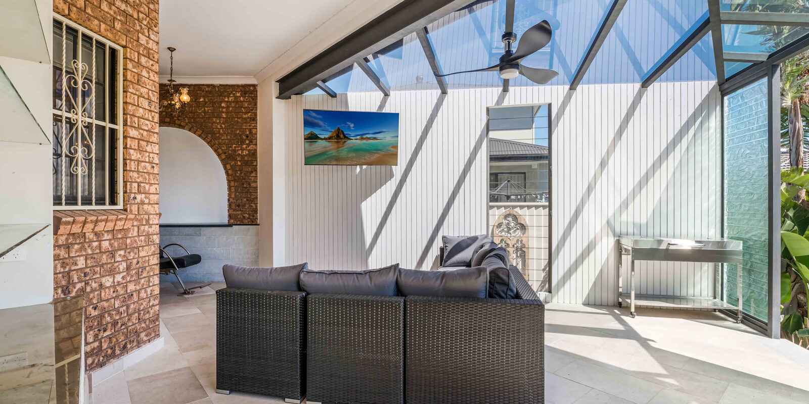 6 Gazi Close Bossley Park 6 Gazi Close Bossley Park