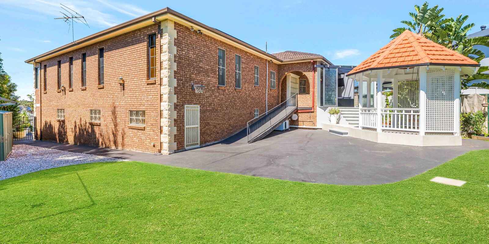 6 Gazi Close Bossley Park 6 Gazi Close Bossley Park