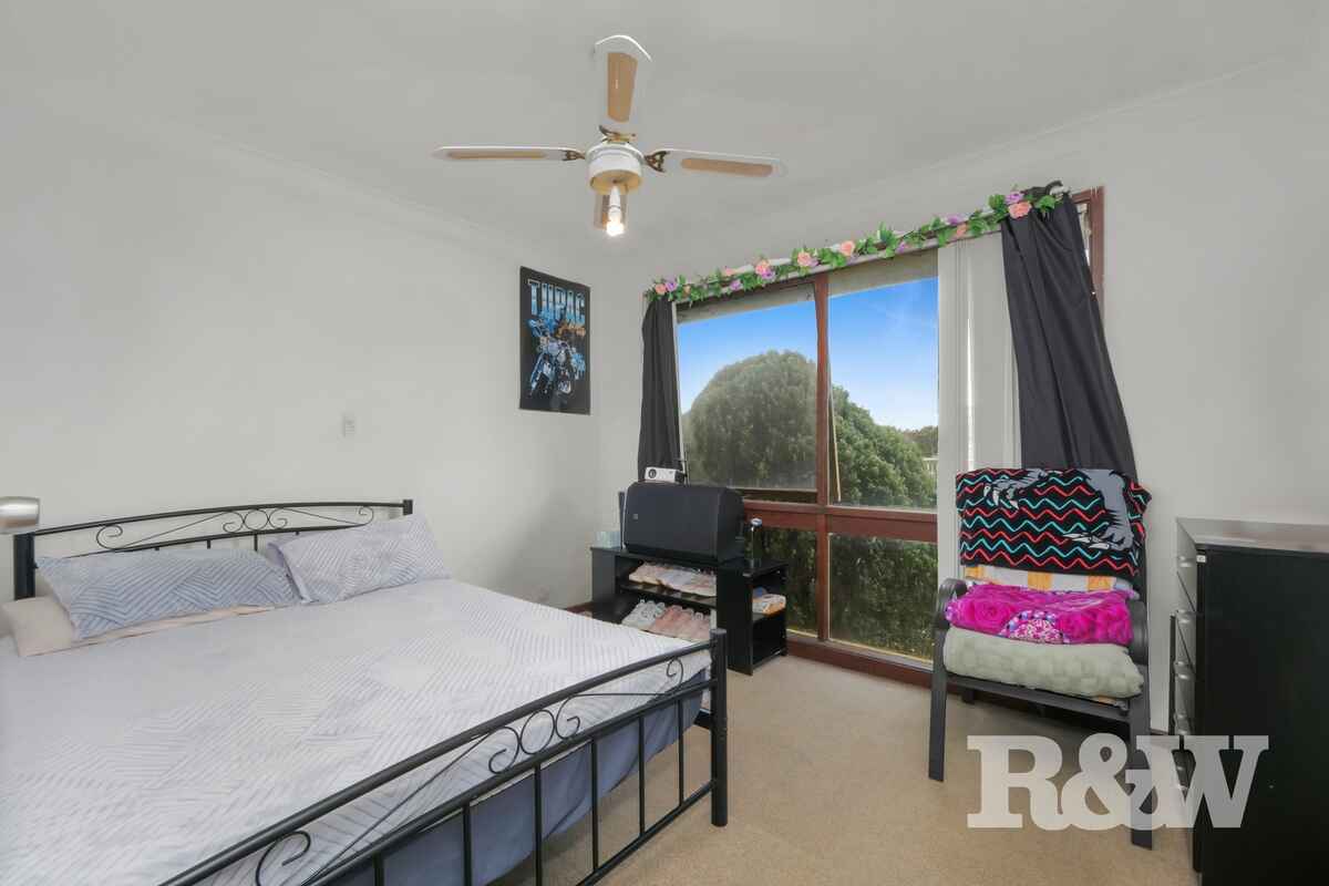 10 and 10A Griffiths Place Eagle Vale