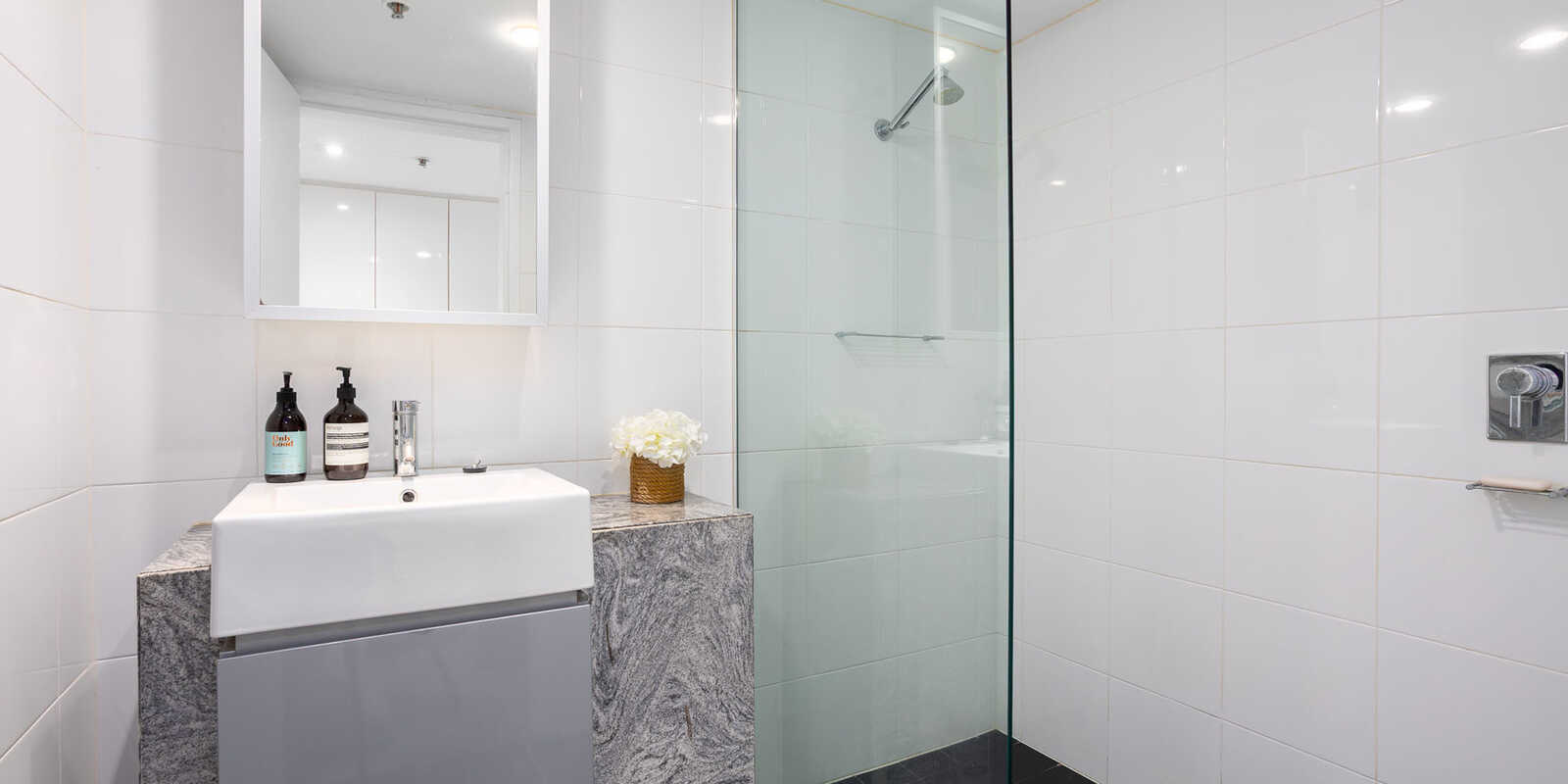 101/81 Macleay Street Potts Point 101/81 Macleay Street Potts Point