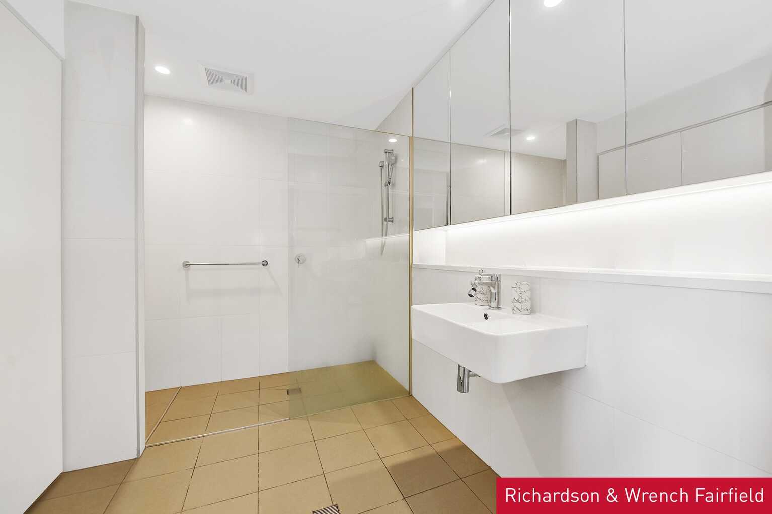 708/27C North Rocks Road North Rocks