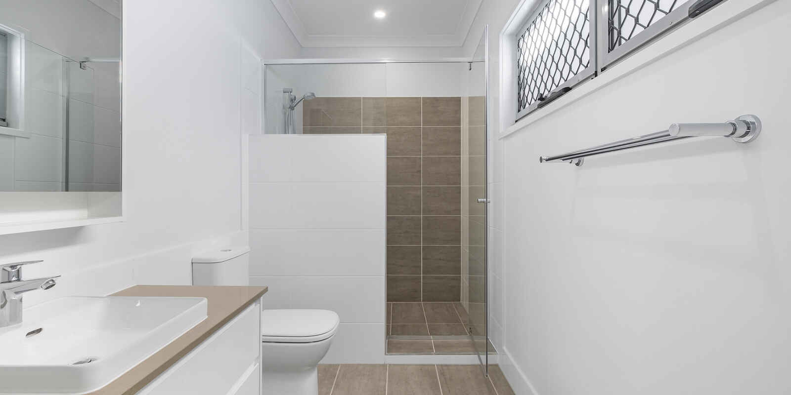 103 Wallace Street Walloon 103 Wallace Street Walloon