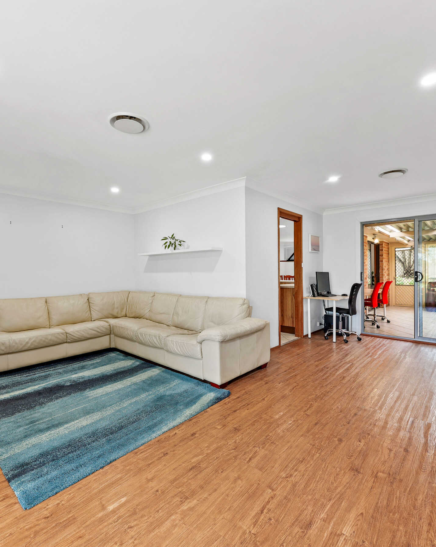 5 DELAUNAY STREET Ingleburn, Ingleburn - Thumbnail 3