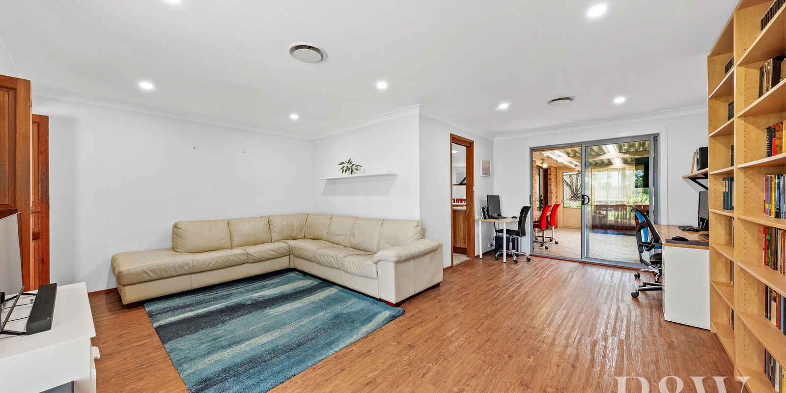 5 DELAUNAY STREET Ingleburn