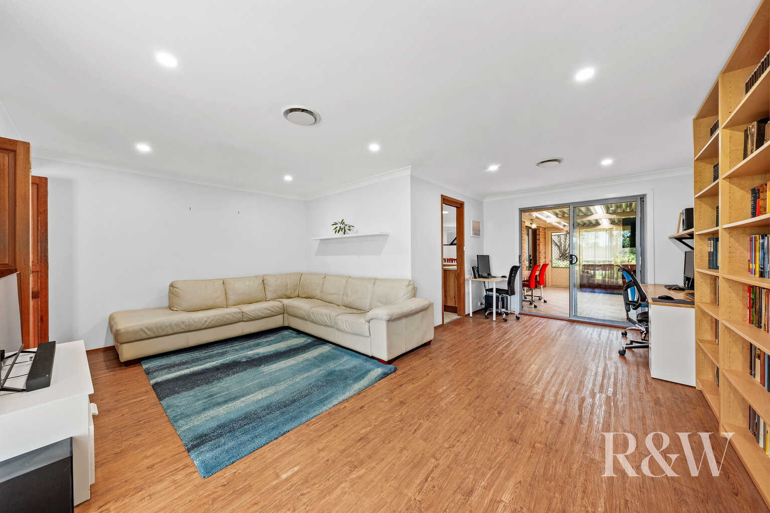 5 DELAUNAY STREET Ingleburn 5 DELAUNAY STREET Ingleburn