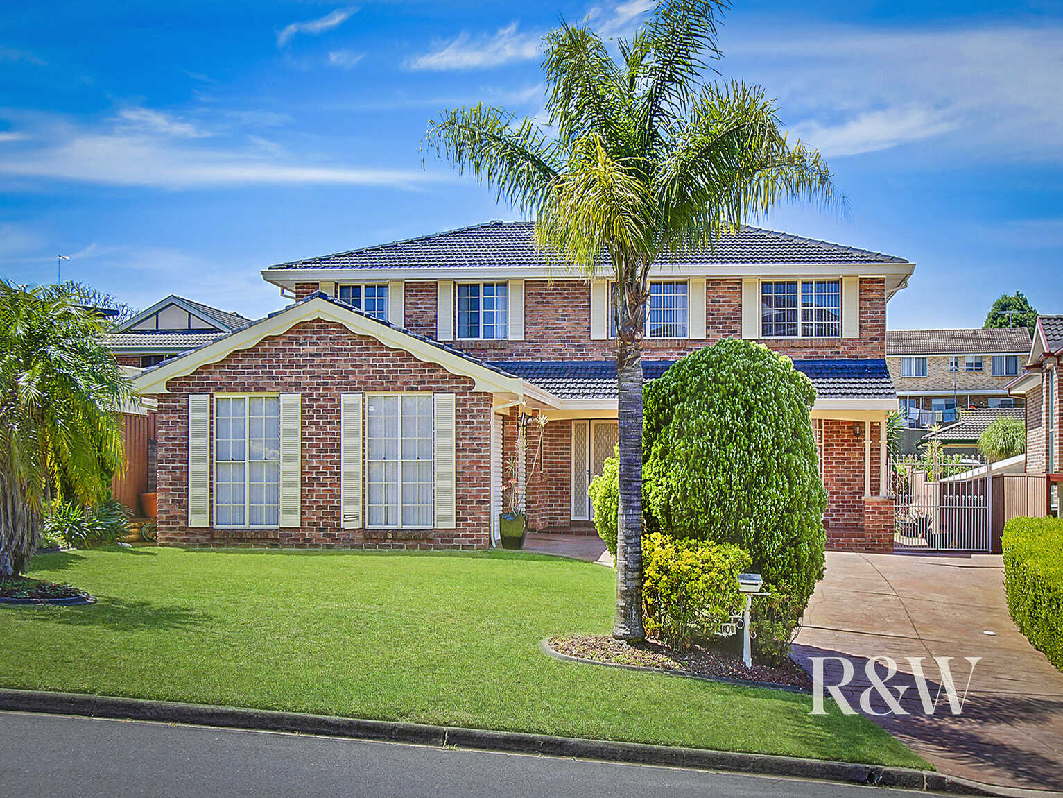 10 Leicester Way St Clair 10 Leicester Way St Clair