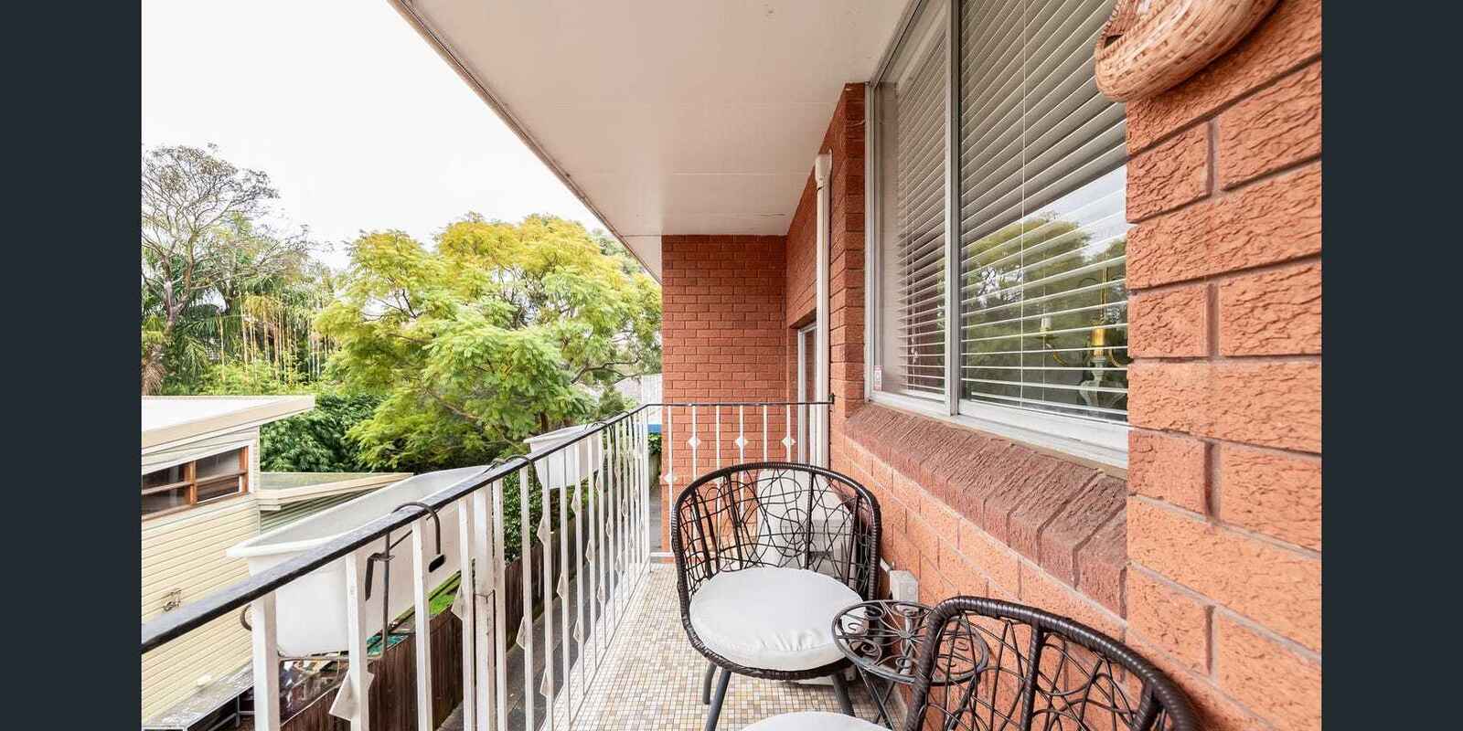 8/27 Cobar Street Dulwich Hill