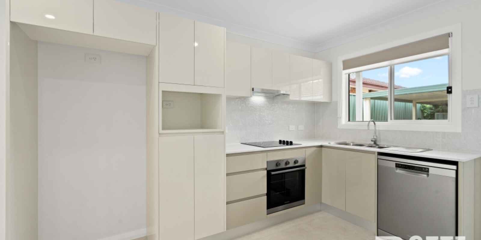 130A Pine Creek Circuit St Clair