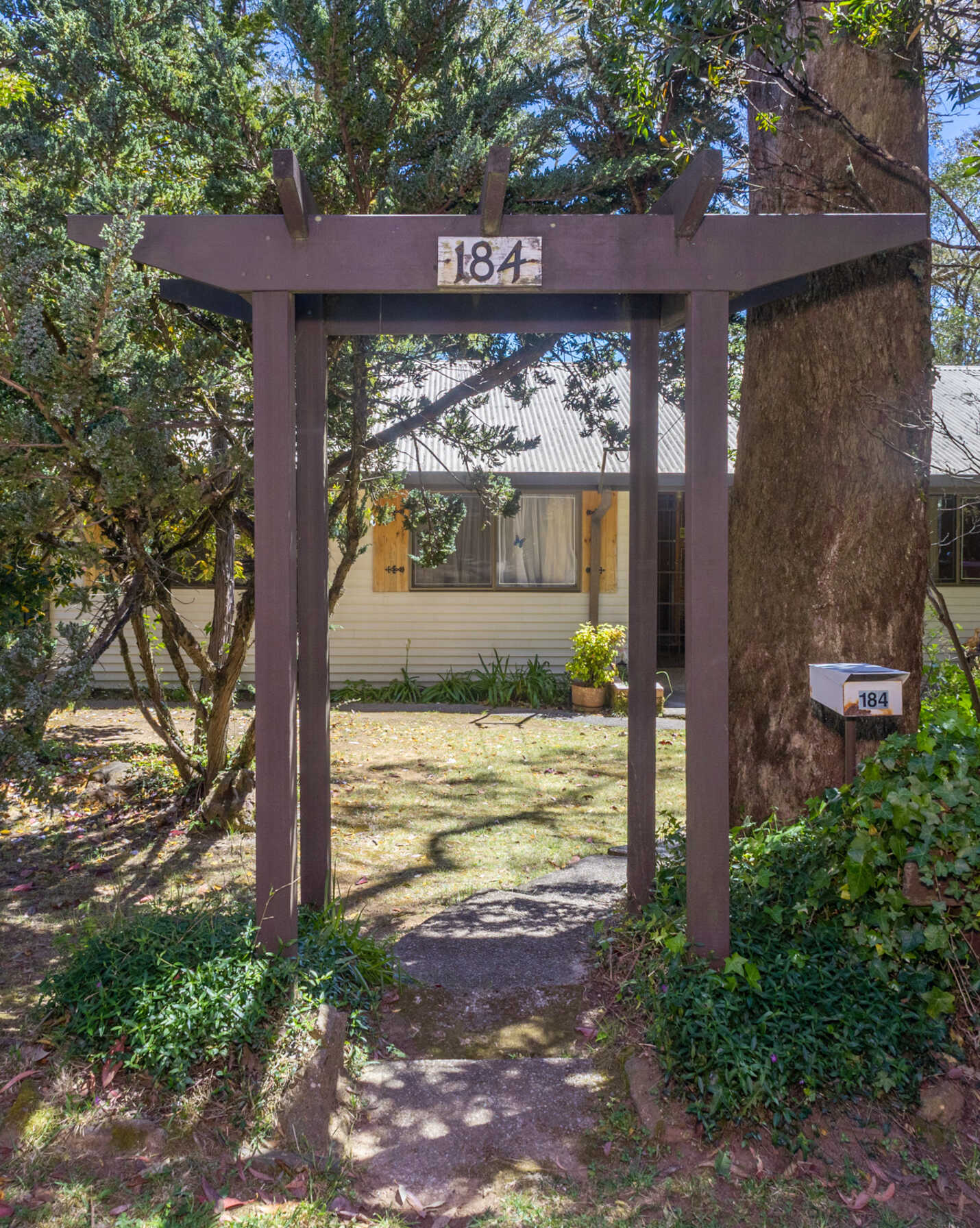 184 Govetts Leap Road Blackheath, Blackheath - Thumbnail 3