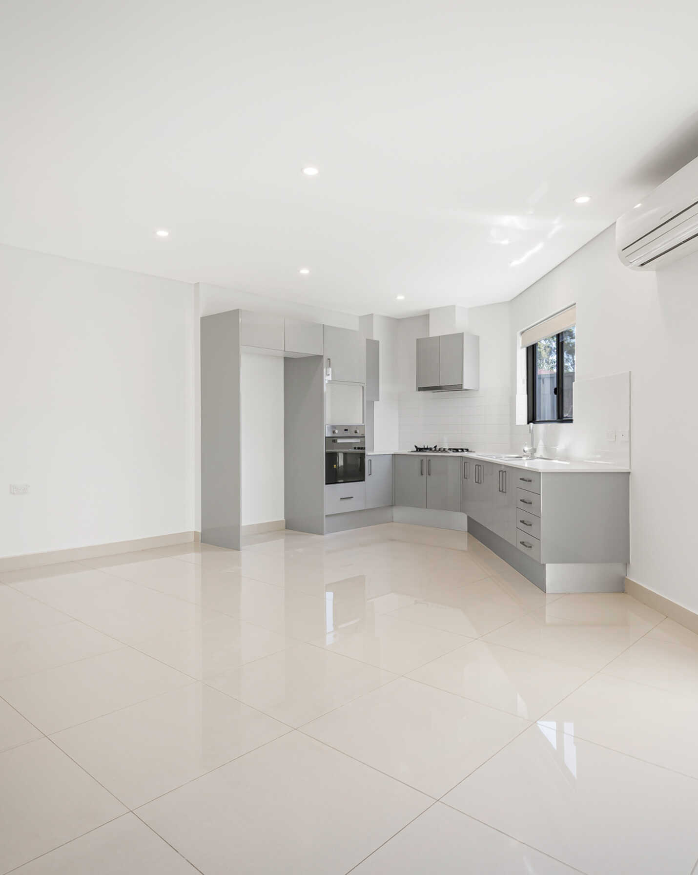 12/1B Premier Lane Rooty Hill, Hill - Thumbnail 4