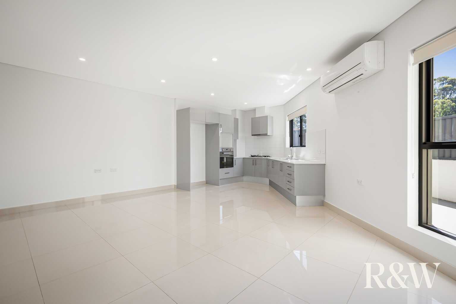 12/1B Premier Lane Rooty Hill