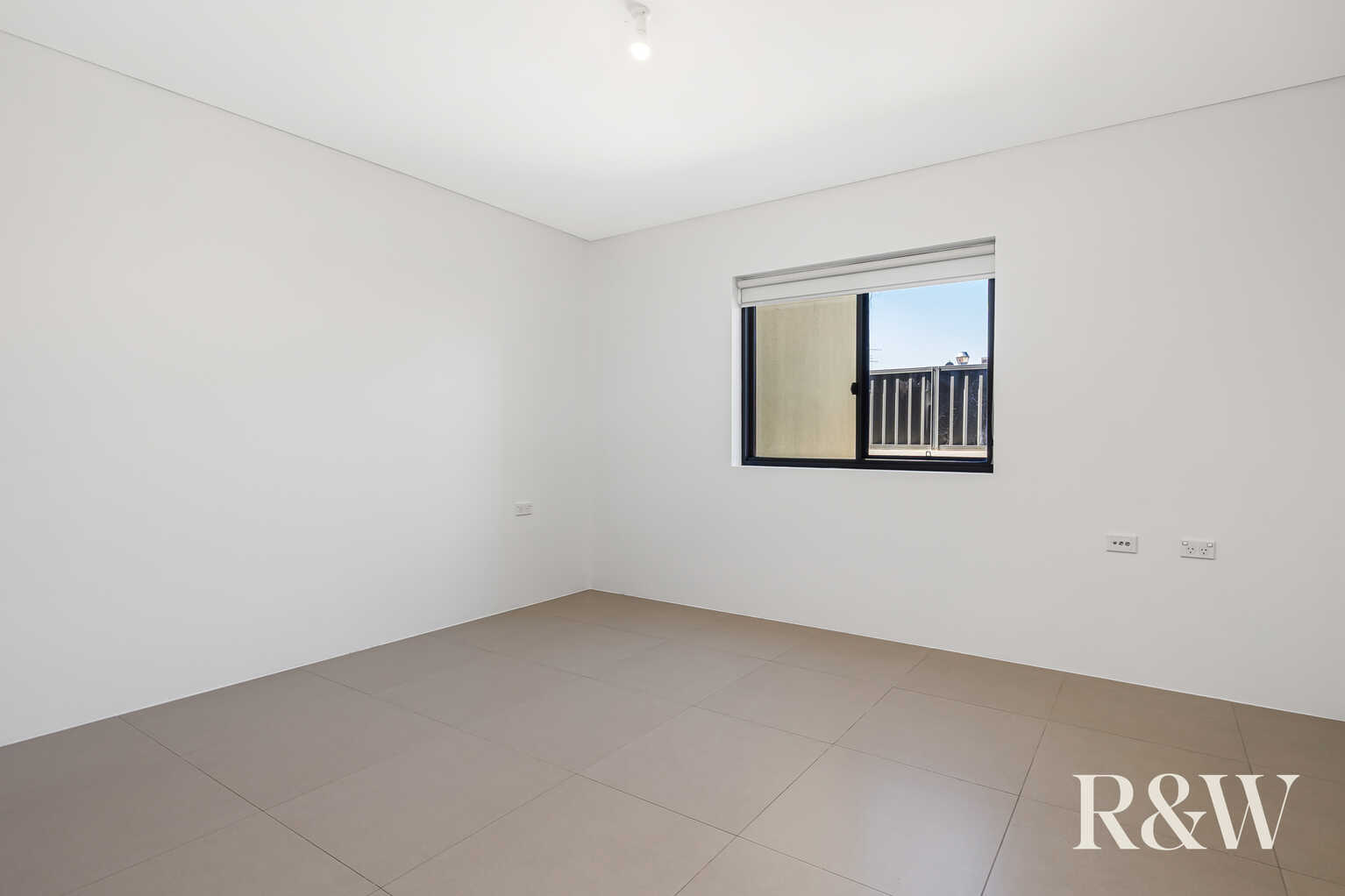 12/1B Premier Lane Rooty Hill