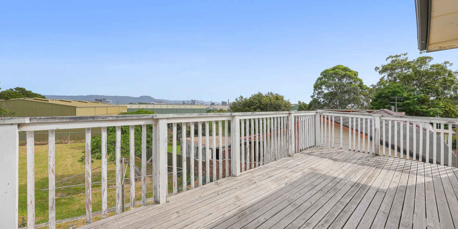 10 Holman Street Port Kembla 10 Holman Street Port Kembla