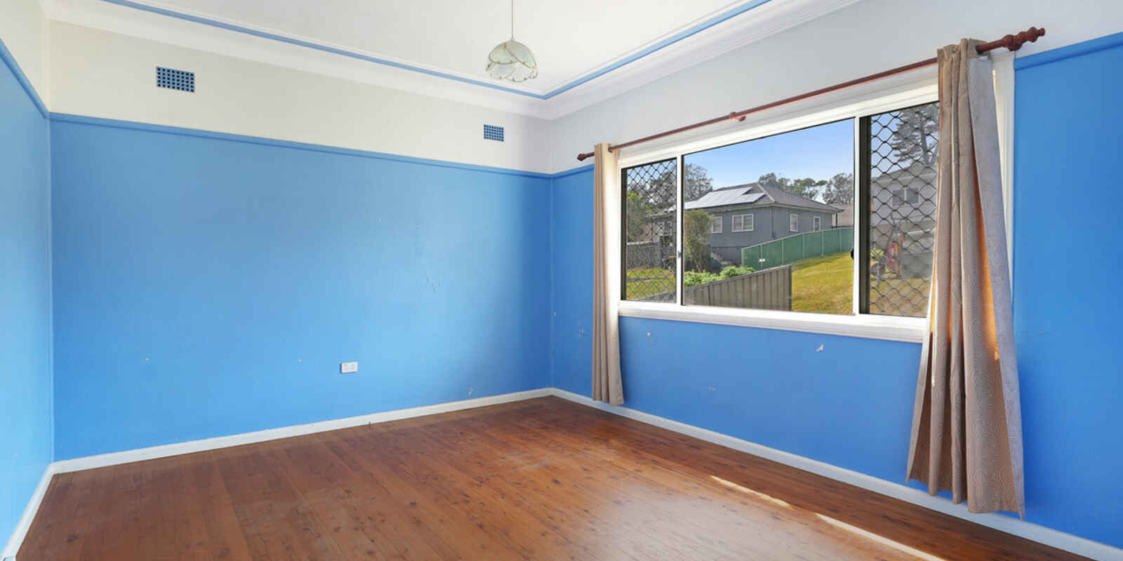 10 Holman Street Port Kembla 10 Holman Street Port Kembla