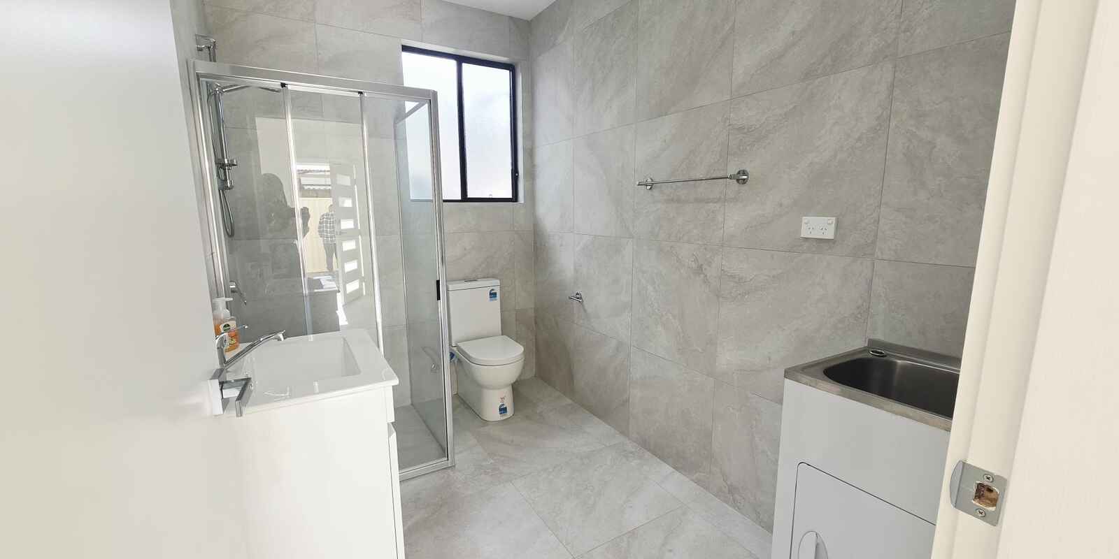 14B First Ave Hoxton Park 14B First Ave Hoxton Park