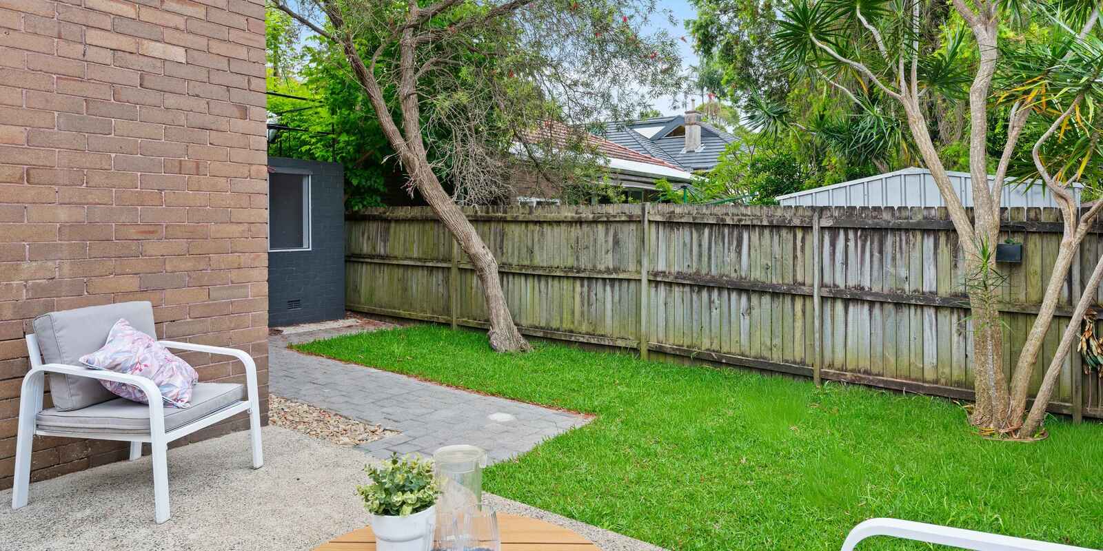 2/52 Henson Street Summer Hill