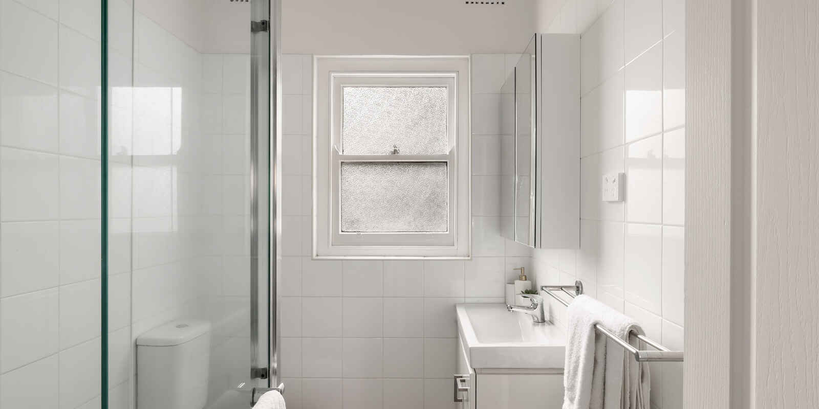 2/52 Henson Street Summer Hill