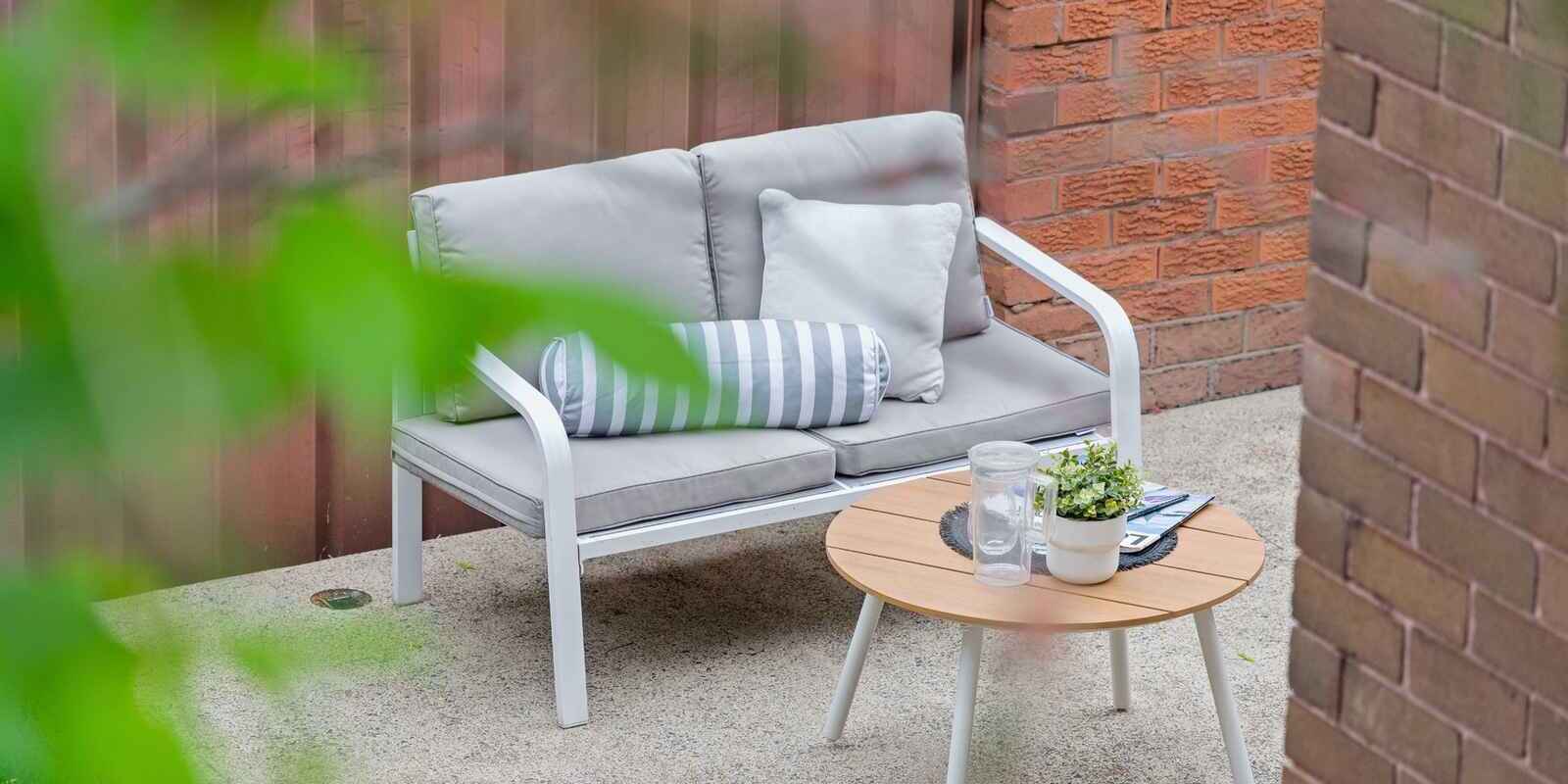 2/52 Henson Street Summer Hill