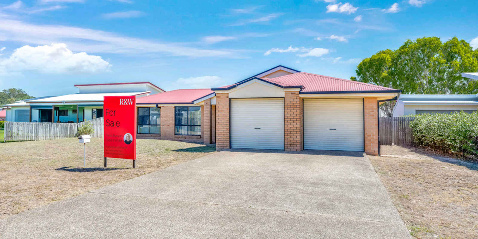 33 Acacia Street Moore Park Beach