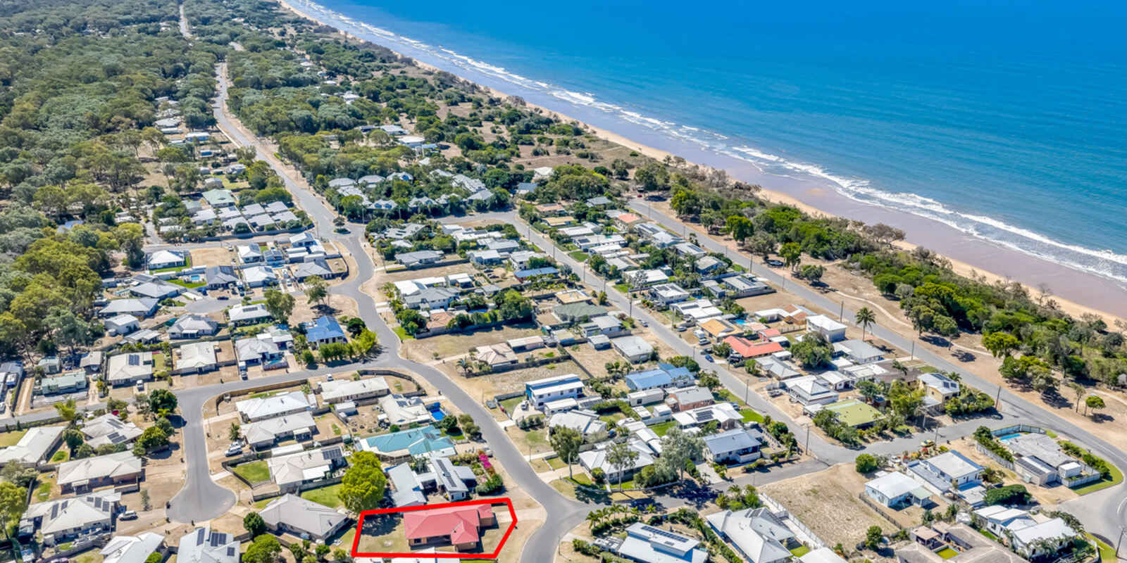 33 Acacia Street Moore Park Beach