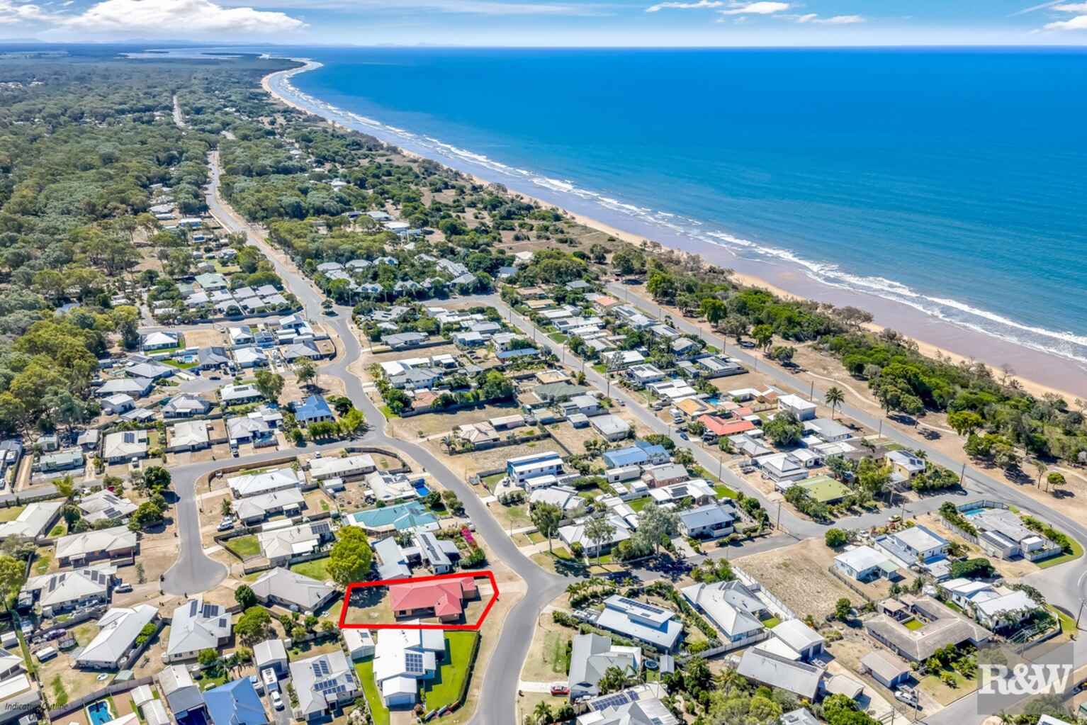 33 Acacia Street Moore Park Beach 33 Acacia Street Moore Park Beach