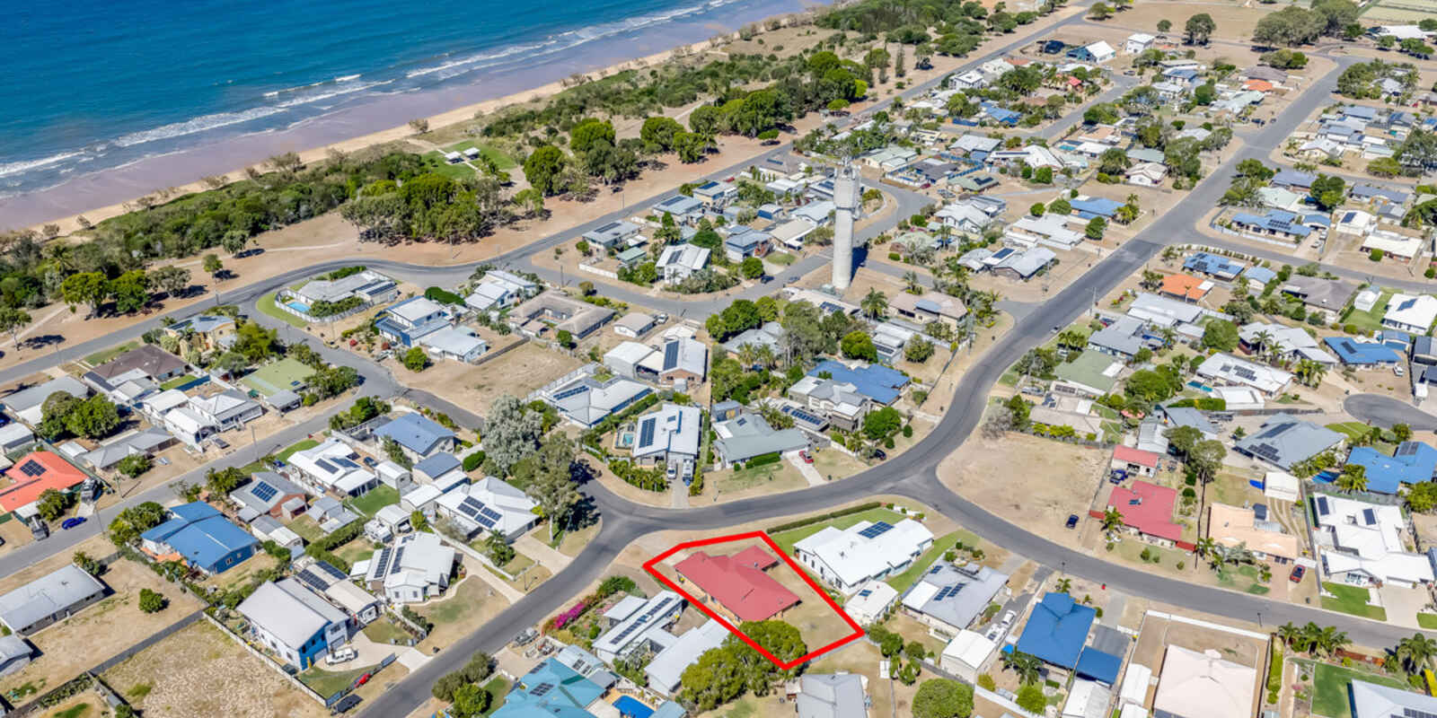 33 Acacia Street Moore Park Beach