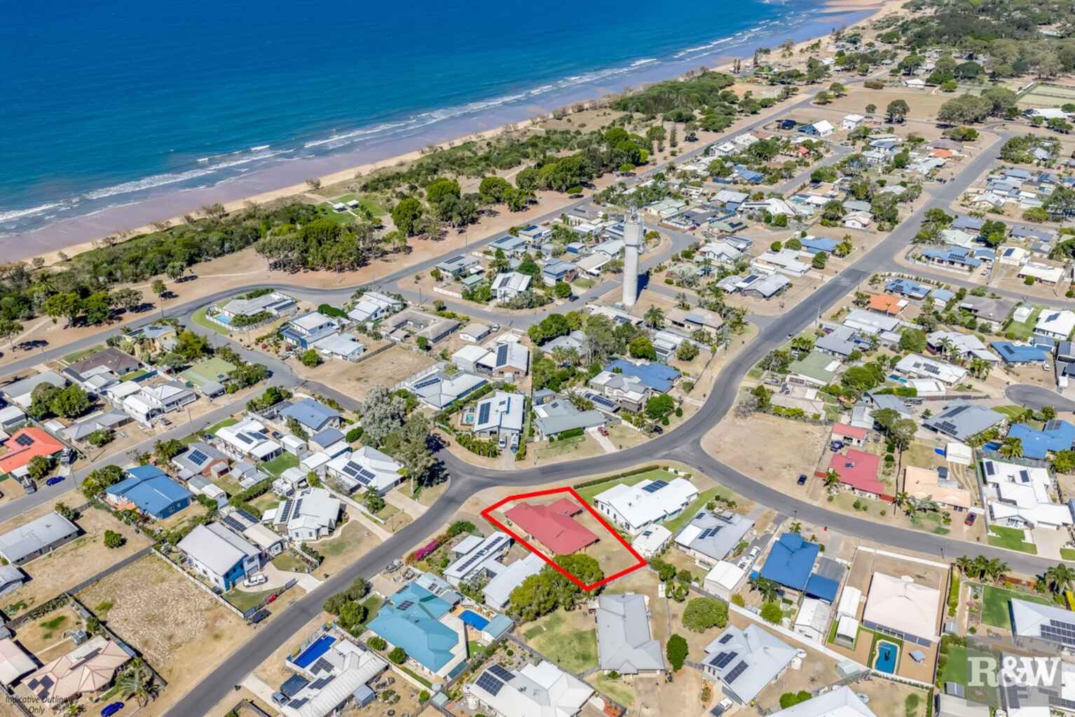 33 Acacia Street Moore Park Beach 33 Acacia Street Moore Park Beach