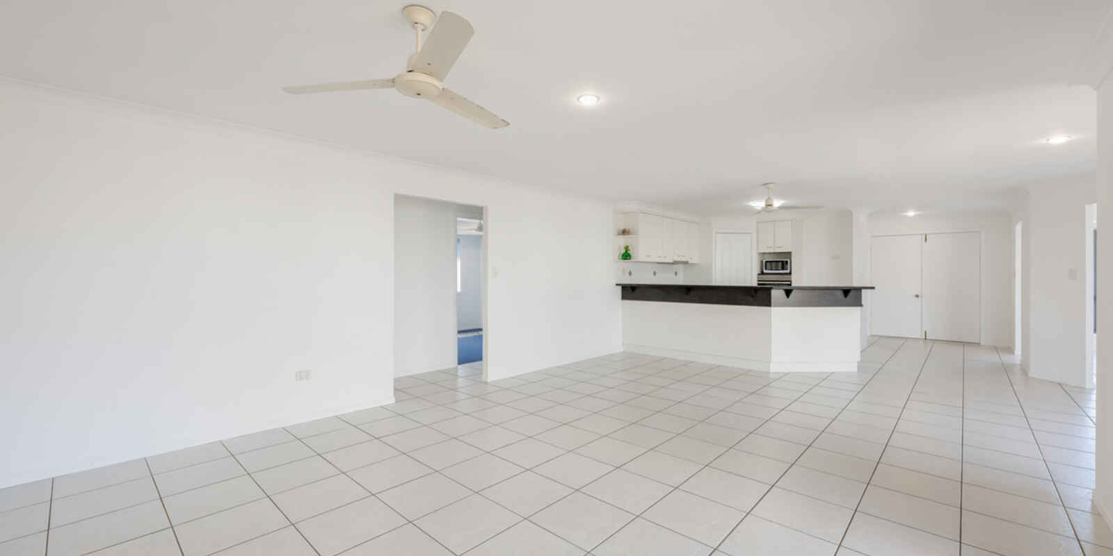 33 Acacia Street Moore Park Beach