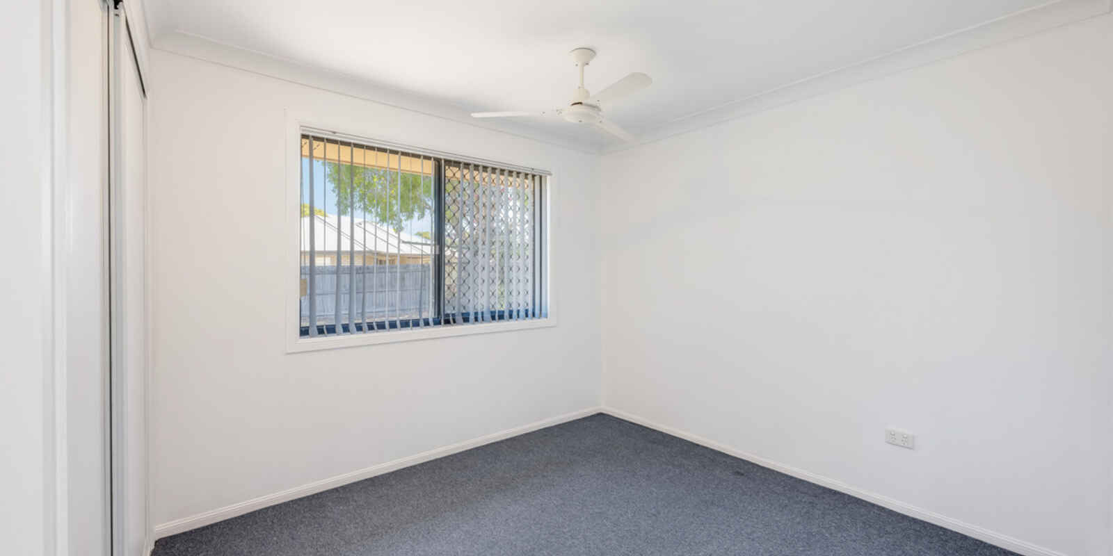 33 Acacia Street Moore Park Beach