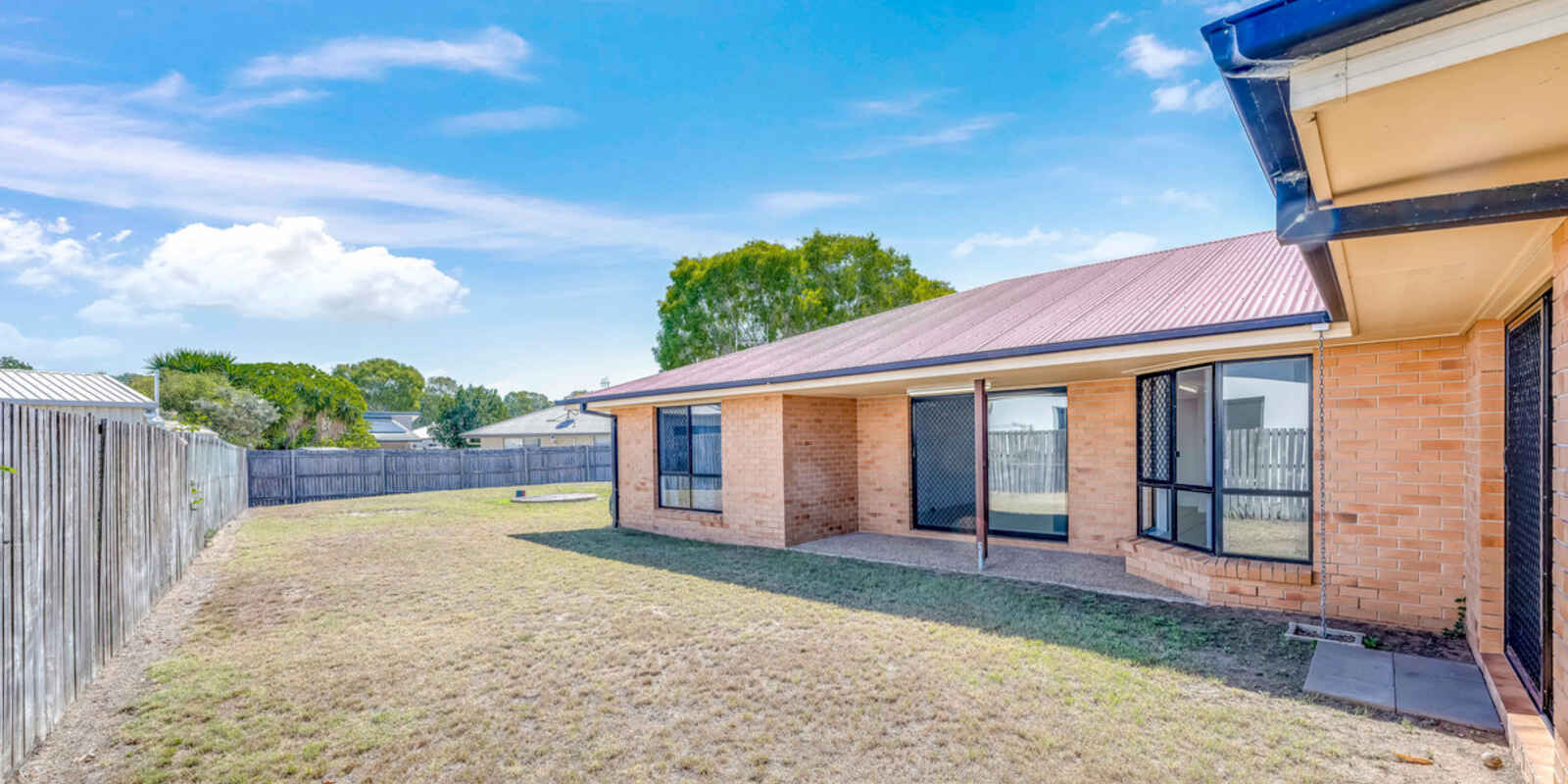 33 Acacia Street Moore Park Beach